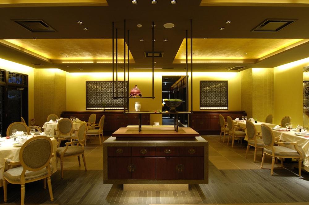 Royal Oak Hotel Spa & Gardens Оцу Екстериор снимка