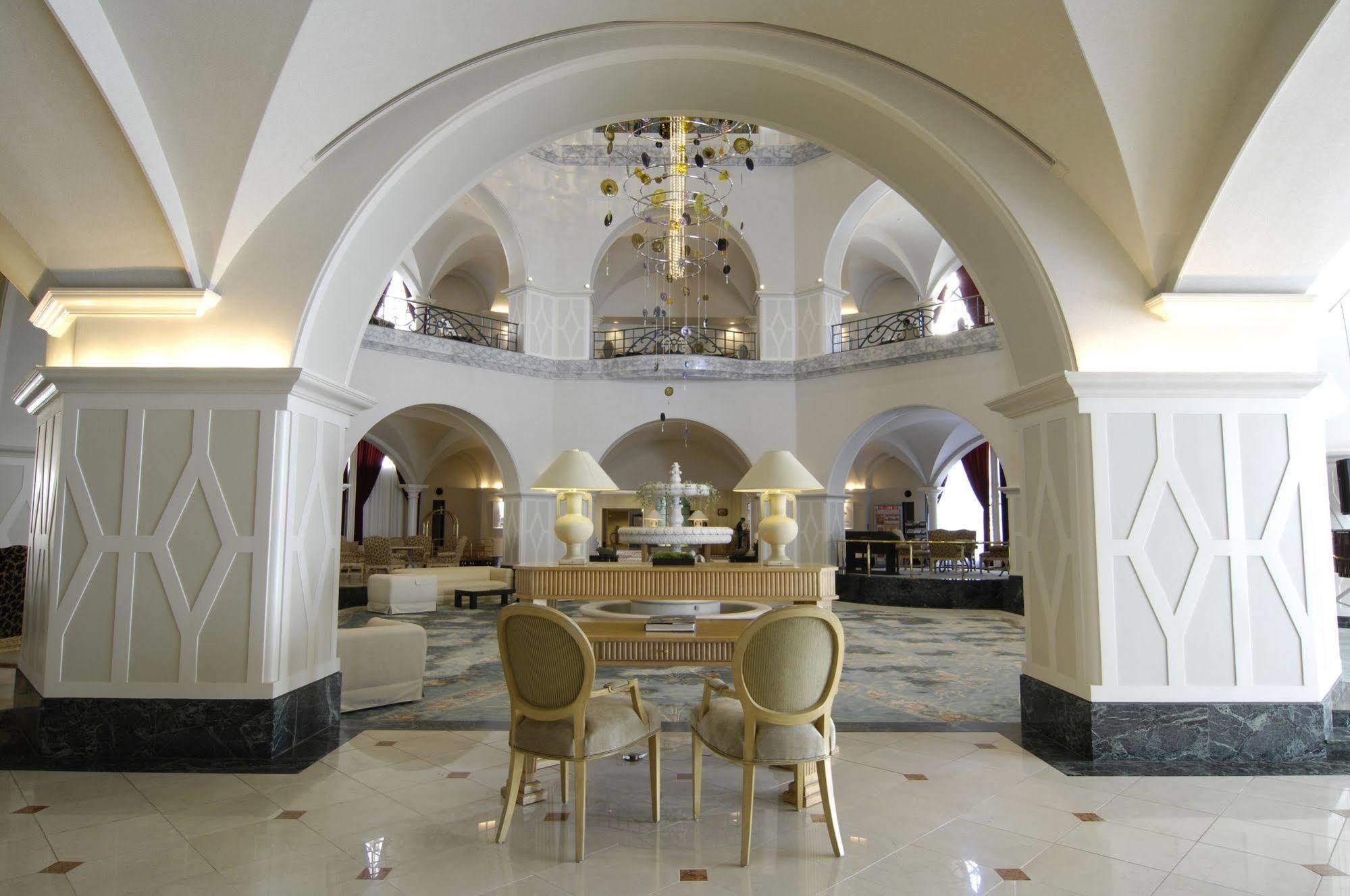 Royal Oak Hotel Spa & Gardens Оцу Екстериор снимка