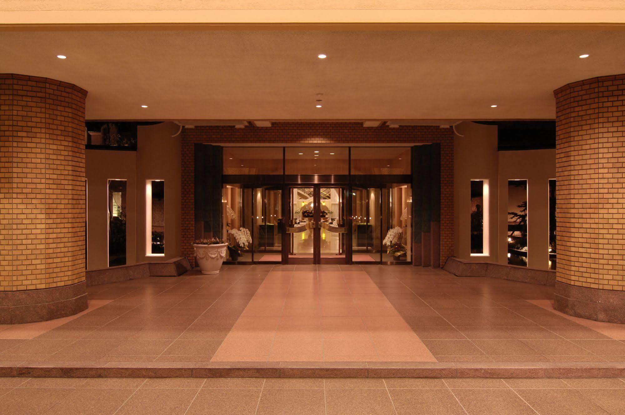 Royal Oak Hotel Spa & Gardens Оцу Екстериор снимка